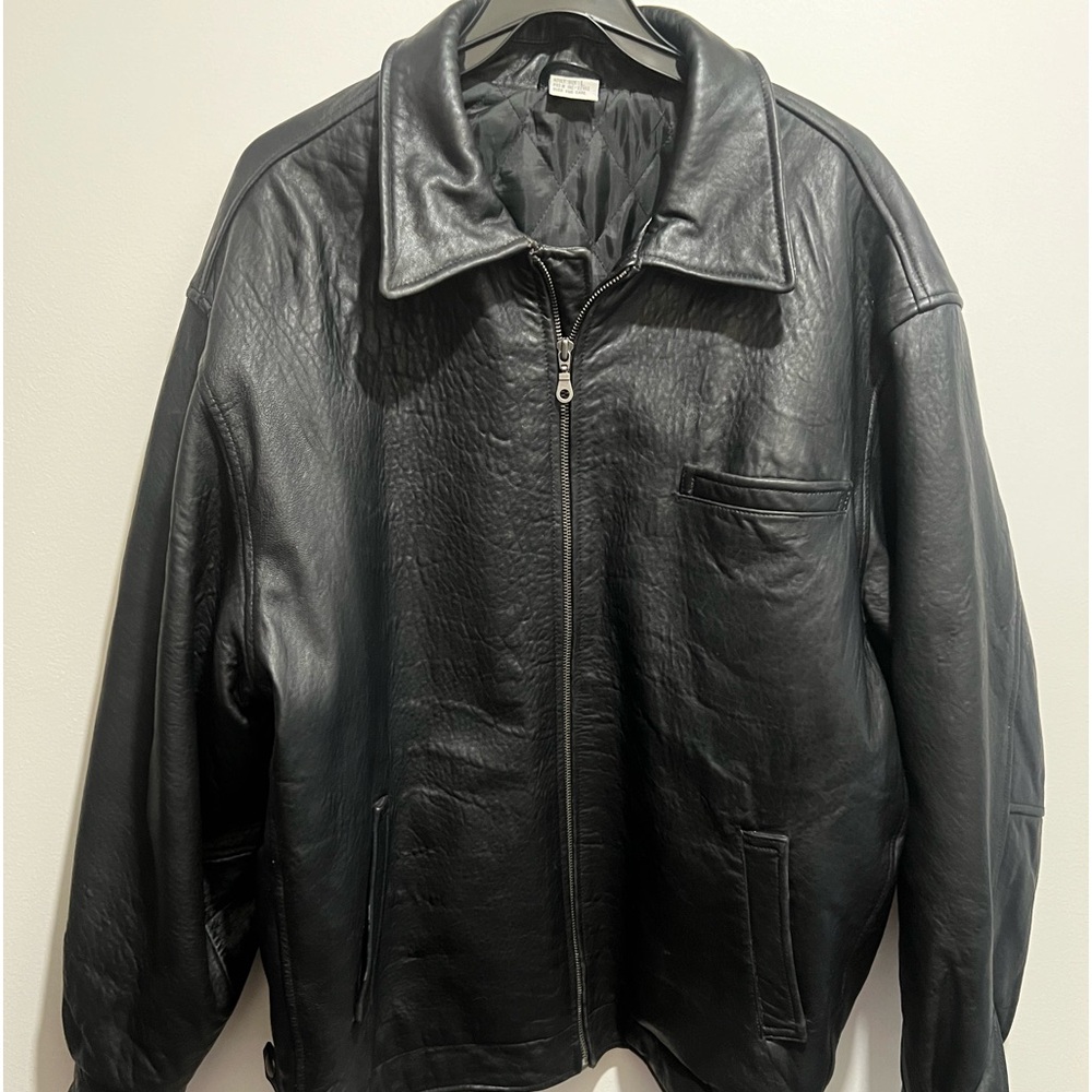 Men’s Large soft leather bomber jacket